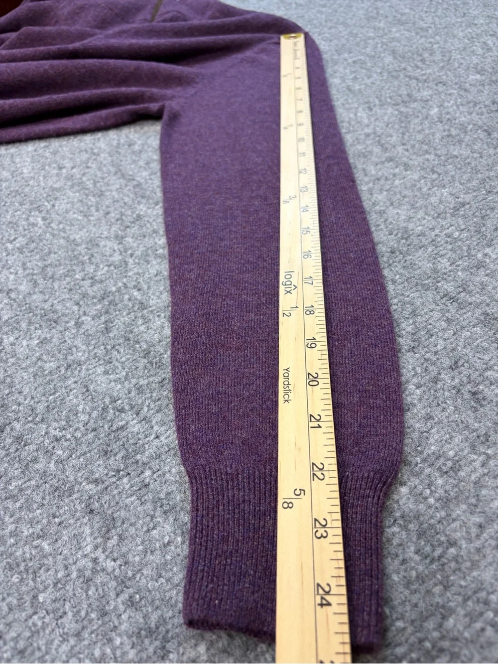 Neiman Marcus Nano Cashmere 100% Cashmere Quarter Zip Sweater Purple | Size M